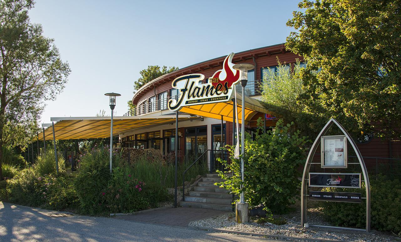 The Flames Hotel Sankt Marienkirchen bei Schärding Buitenkant foto